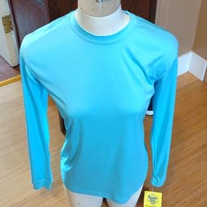 Beautiful turquoise Rash guard w/UPF 50+. Sz M